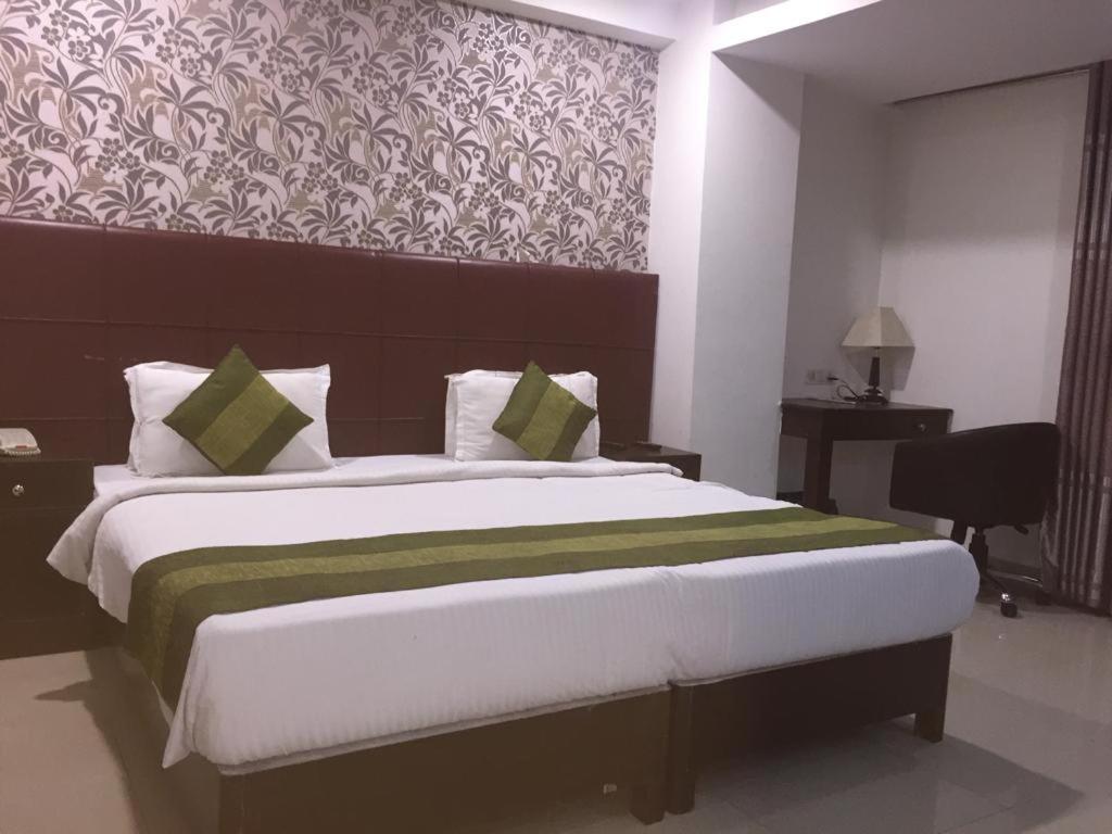 Hotel Patliputra Nirvana Patna  Esterno foto